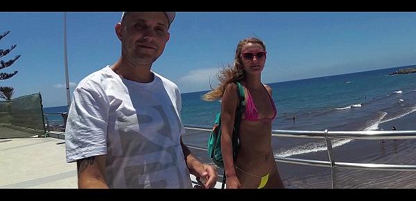  TRAVEL SHOW ASS DRIVER -  Walk along the beaches of Gran Canaria with Sasha Bikeeva in a micro-bikini. From San Agustin to Maspalomas